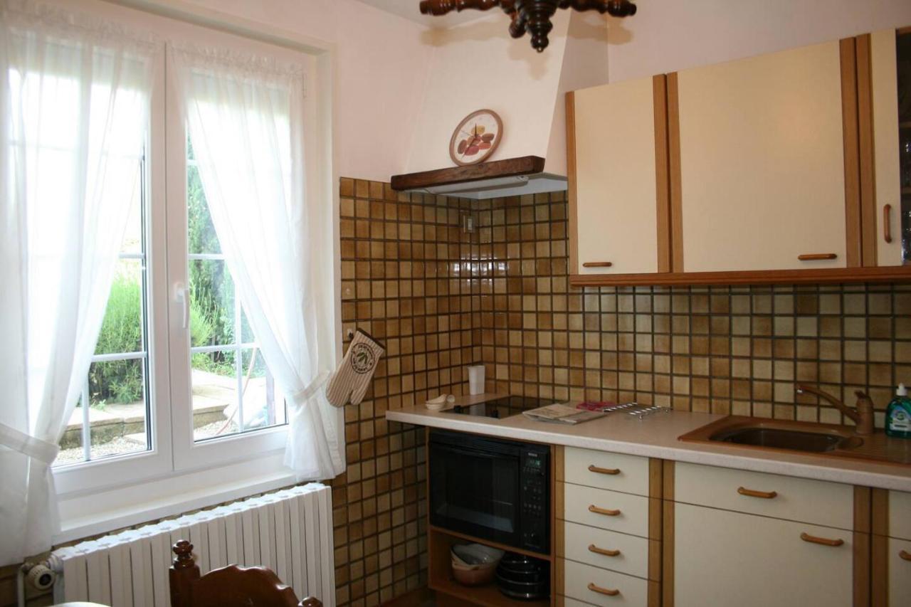 1 Bedroom House 20Min Walk To Centre In Tournus Ngoại thất bức ảnh